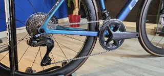 Bici carretera Cube Attain C:62 SLT 2026