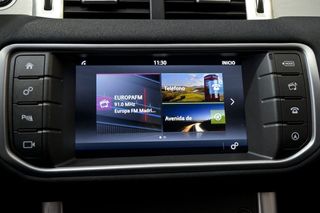 Land-Rover Range Rover Evoque 2.0L TD4 Diesel 110kW 150CV 4x4 SE