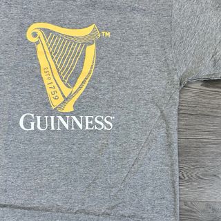 Camiseta unisex Guinness gris