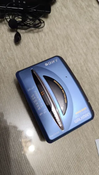 Sony Walkman WM-FX195 Radio Cassette Player