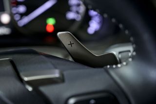 Lexus NX 2.5 300h Premium 2WD