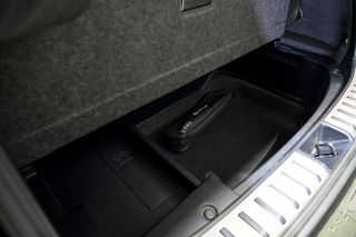 Lexus NX 2.5 300h Premium 2WD