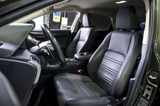 Lexus NX 2.5 300h Premium 2WD