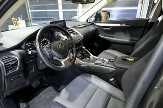 Lexus NX 2.5 300h Premium 2WD