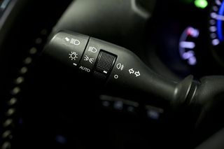 Lexus NX 2.5 300h Premium 2WD