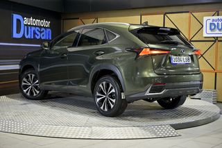 Lexus NX 2.5 300h Premium 2WD