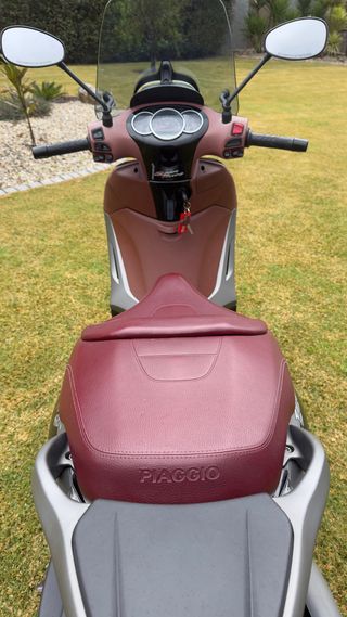 Piaggio Beverly 350 2012