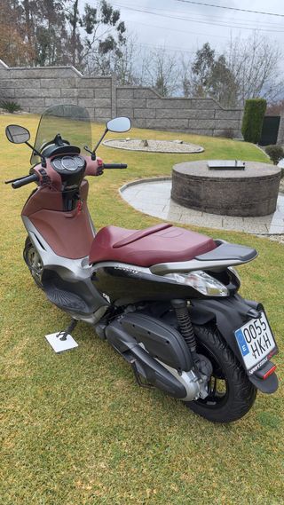 Piaggio Beverly 350 2012