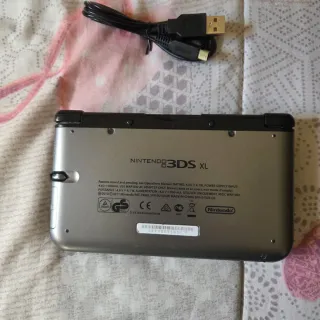 Nintendo 3DS XL Grigio