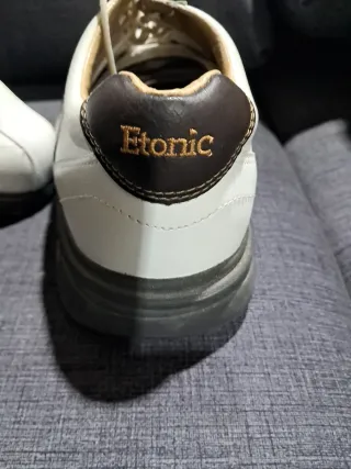 Zapatos de golf Etonic blancos y marrones