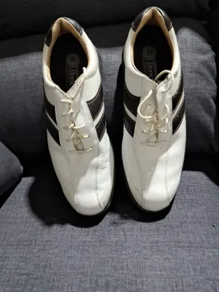 Zapatos de golf Etonic blancos y marrones