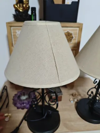 Lámpara de mesa tela y metal