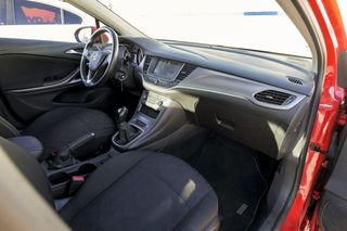 Opel Astra   1.6 CDTi SS 81kW 110CV 120 Aniversari