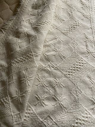 Colcha de algodão de cor pérola com padrão