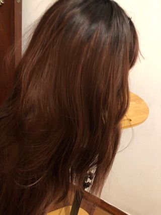 Peruca cabelo longo castanho escuro