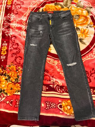 Jeans Dsquared2 uomo grigio strappati