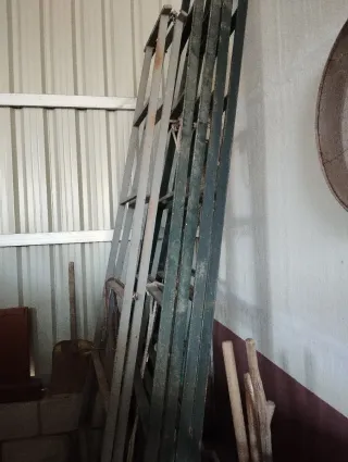 Banco de hierro para aceituna