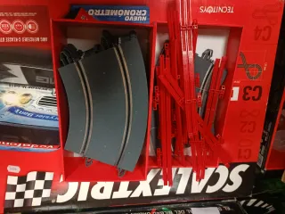 10 Curvas Scalextric + 10 Vallas