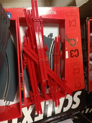10 Curvas Scalextric + 10 Vallas