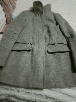 Abrigo de paño gris