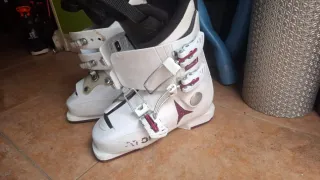 Esquís y bastones infantiles Salomon