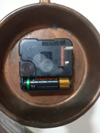 Orologio vintage a forma di padella