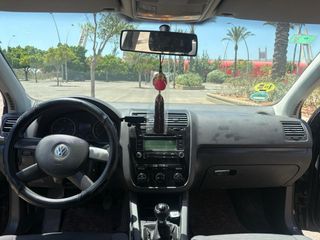 Volkswagen Golf 2005