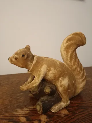 Ardilla antigua juguete cabeza basculante