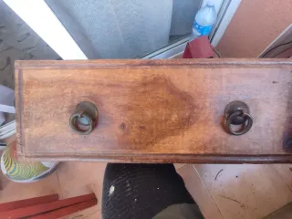 Tiradores antiguos de metal