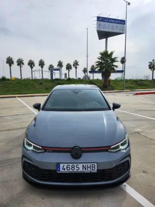 Volkswagen Golf GTI 8