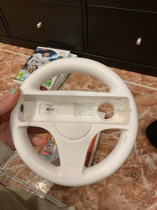 Pacchetto giochi Wii con controller e volante
