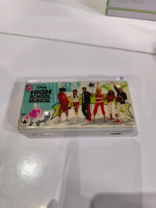 Nintendo DS Lite con 13 juegos