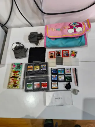 Nintendo DS Lite con 13 juegos