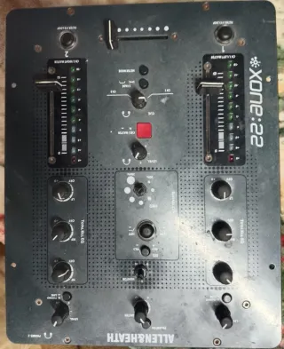 Mezclador DJ Allen & Heath Xone:22