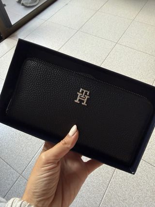 Cartera Tommy Hilfiger Negra Mujer