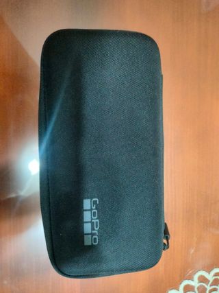 Accesorios GoPro: 2 Baterías, Funda y Clip