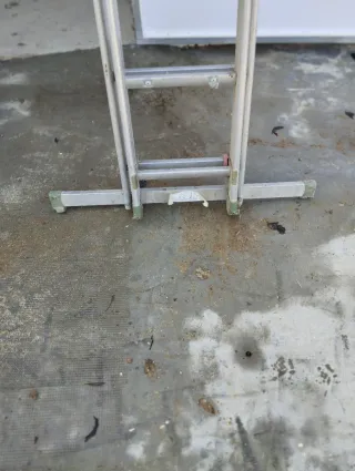 Escalera aluminio 2 tramos EN131 150kg