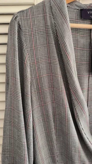 Vestido cruzado Violeta by Mango cuadros