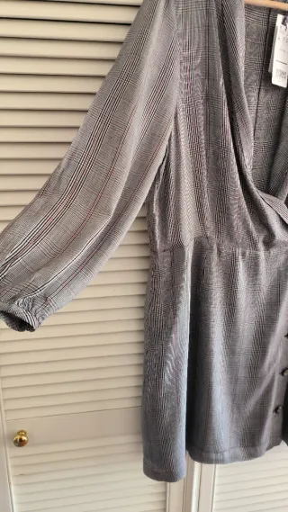 Vestido cruzado Violeta by Mango cuadros