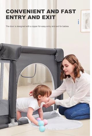 Parque de diversões infantil com bolas