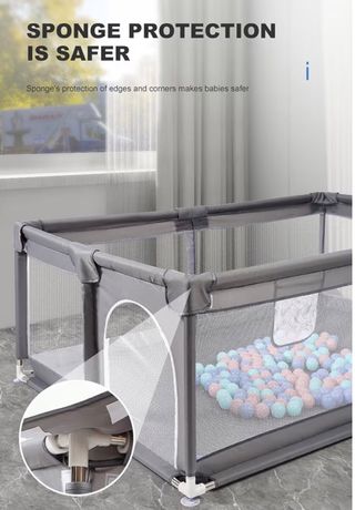 Parque de diversões infantil com bolas