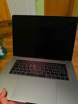 MacBook Pro 15 2017 Intel Core i7 16GB RAM