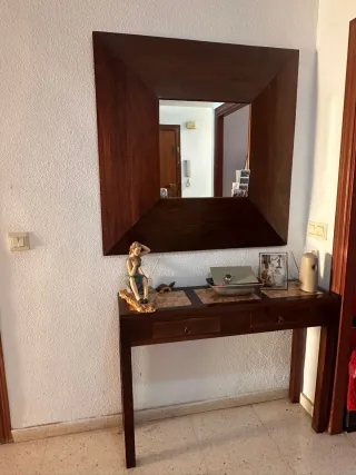 Mueble de entrada con espejo