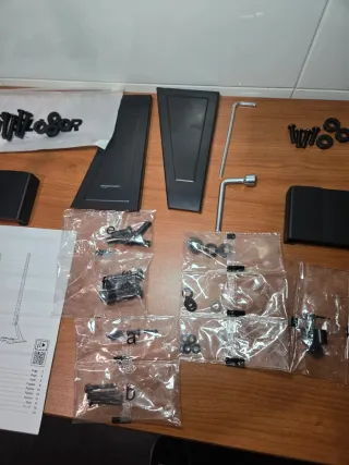 Soporte TV Amazon Basics Universal