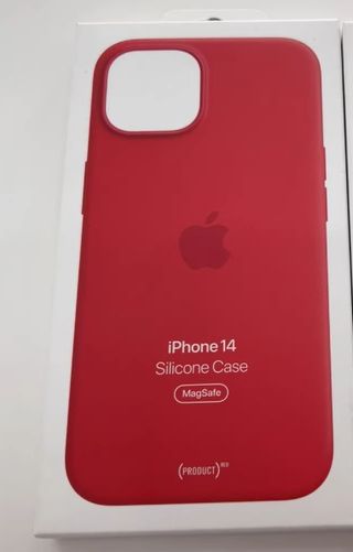 Funda iPhone 14 Silicona Roja MagSafe