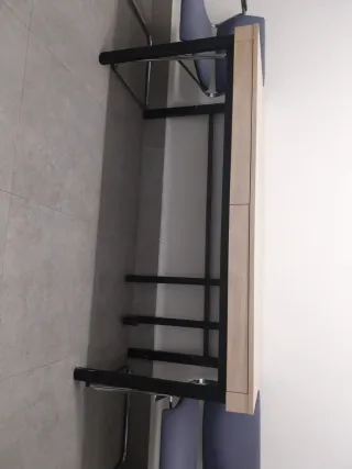 Mesa de oficina madera y metal