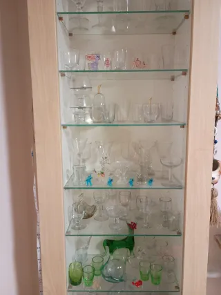 Collezione di bicchieri in vetro antichi