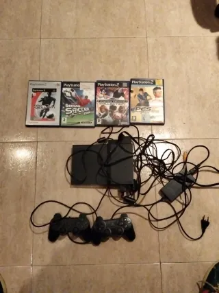 Consola PlayStation 2 Negra + 4 Juegos