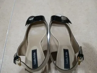 Zapatos Bimba y Lola Beige/Negro Talla 39