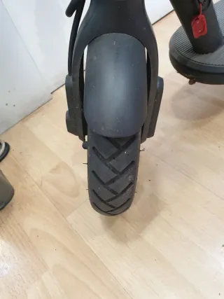 XIAOMI ELECTRIC SCOOTER 4